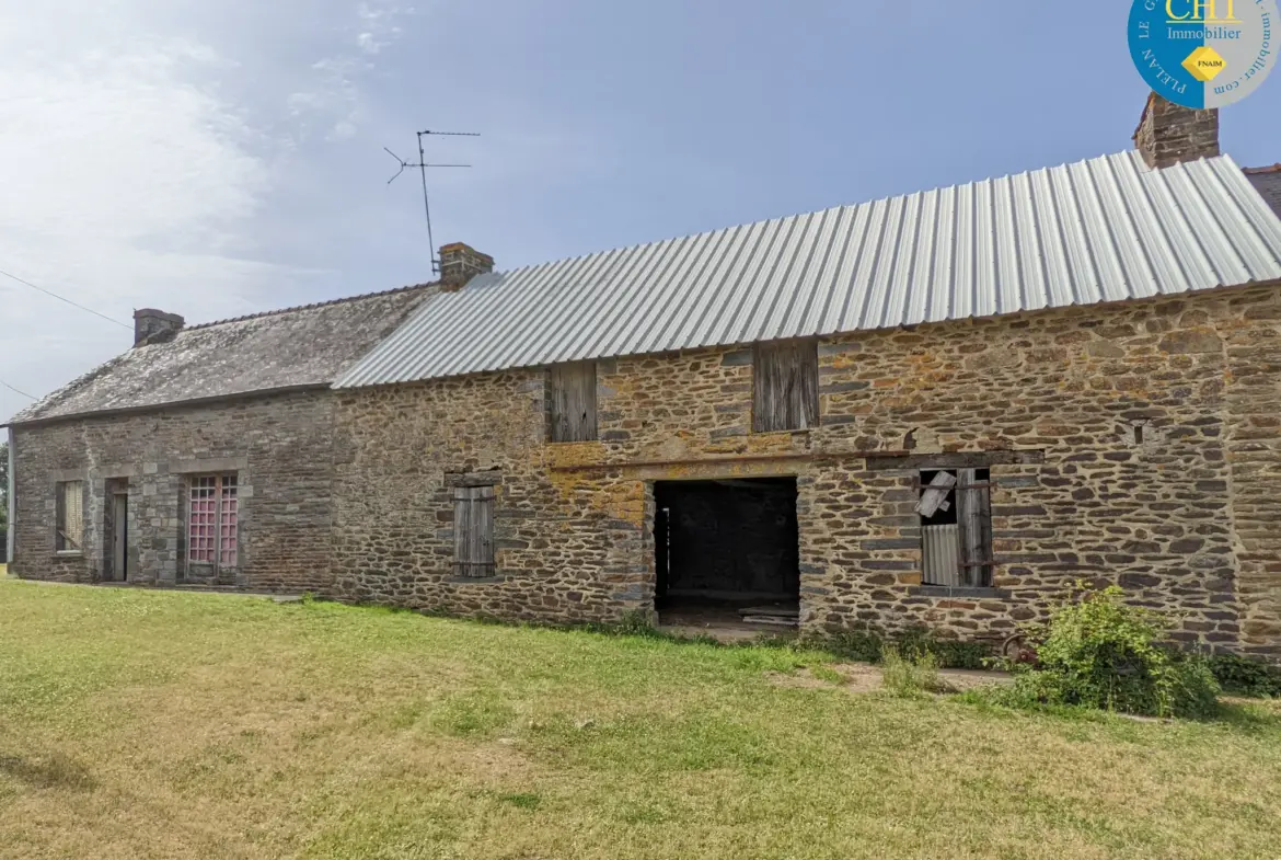 À vendre à Guer : Bâtisse en pierres à rénover avec terrain de 1499 m² 