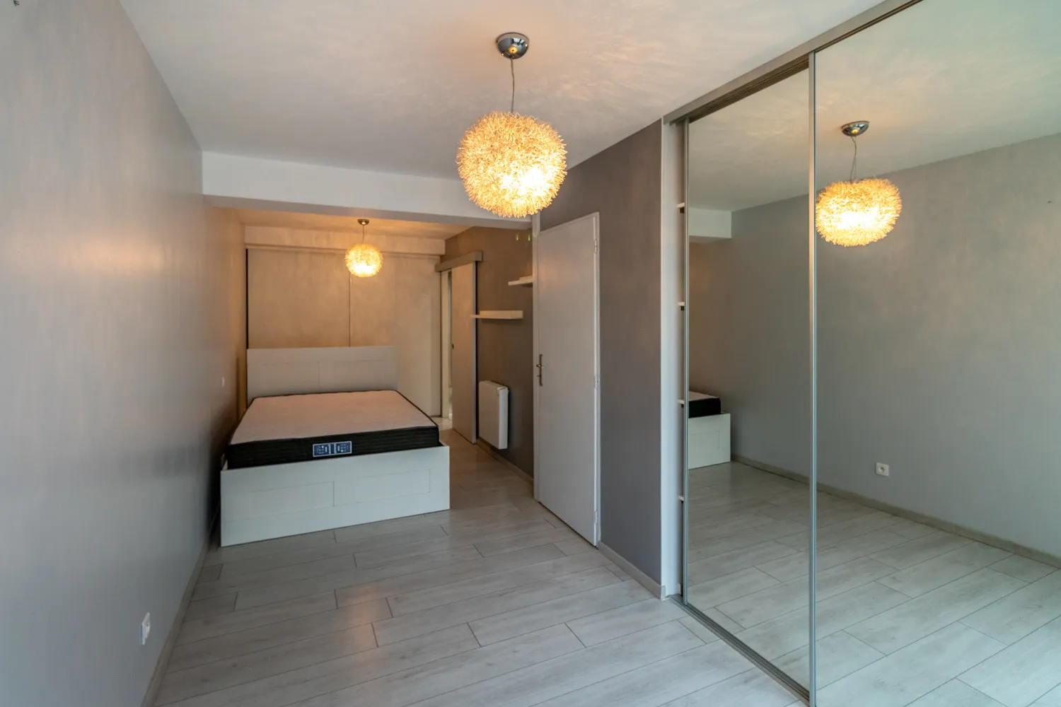 Bel appartement de 70 m² avec cour privative à Saintes 