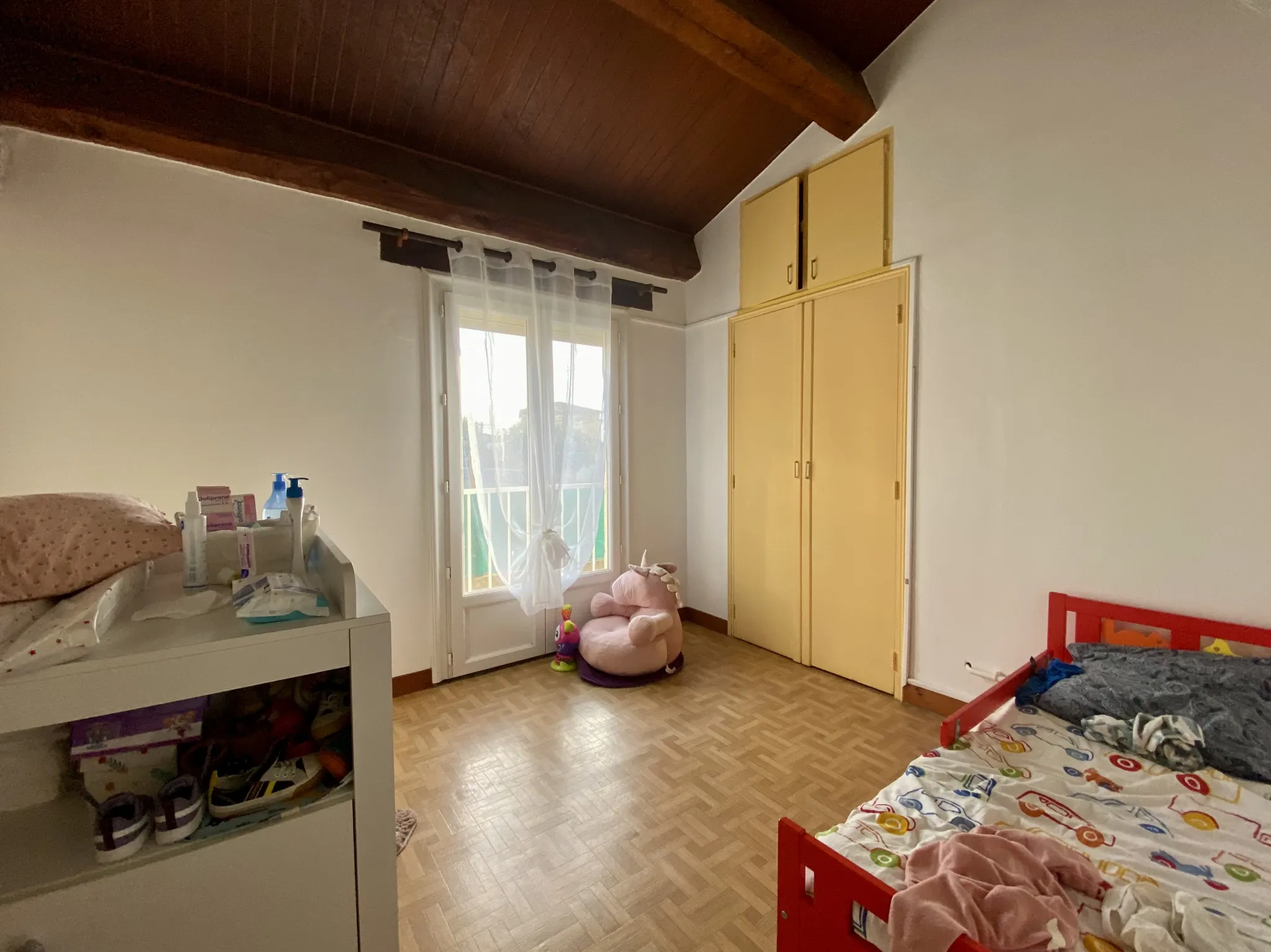 Maison de plain-pied avec 3 logements meublés à Vias 