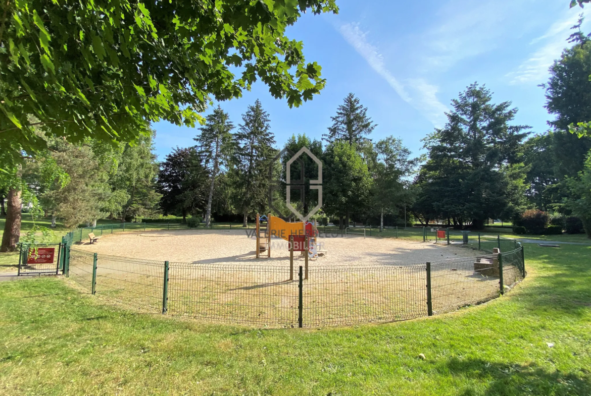 Appartement 3 pièces avec balcon sud et vue dégagée à Chennevières-sur-Marne 