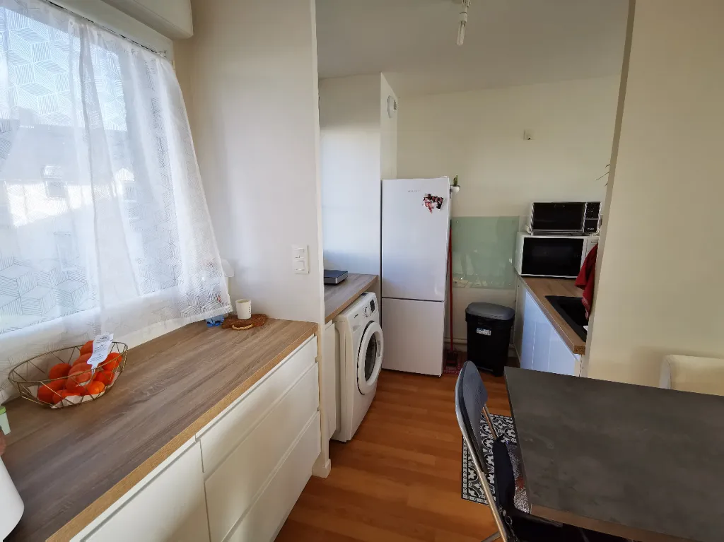 Bel appartement T2 de 43 m² avec balcon et parking à Servon-sur-Vilaine 