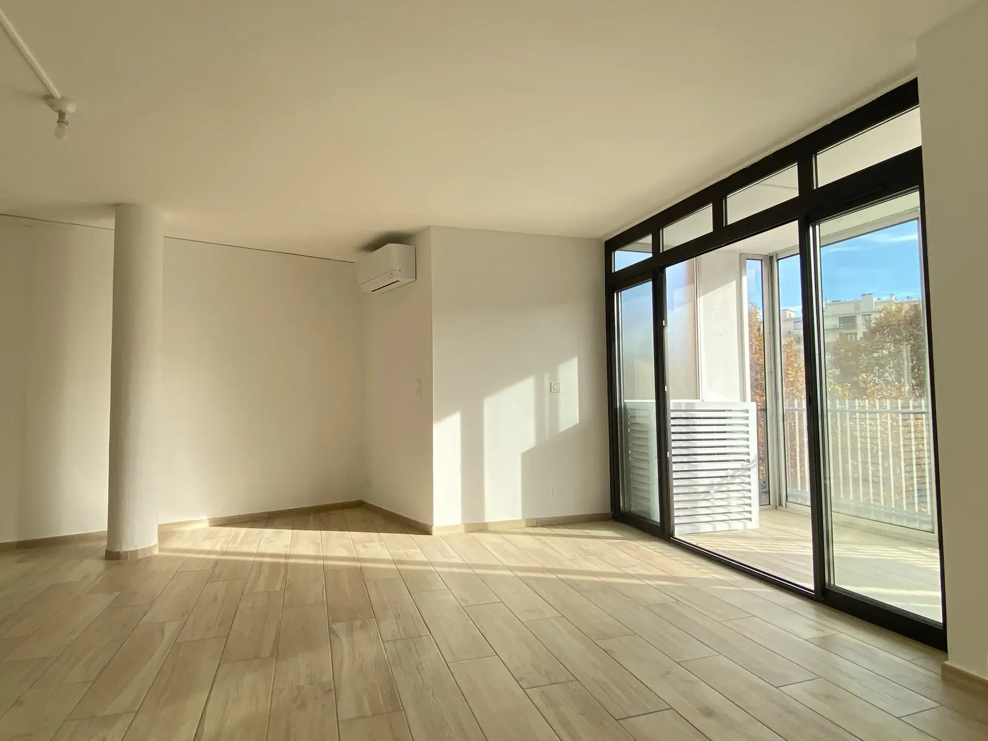 À vendre : Appartement T4 rénové avec vue sur les Quais à Perpignan 