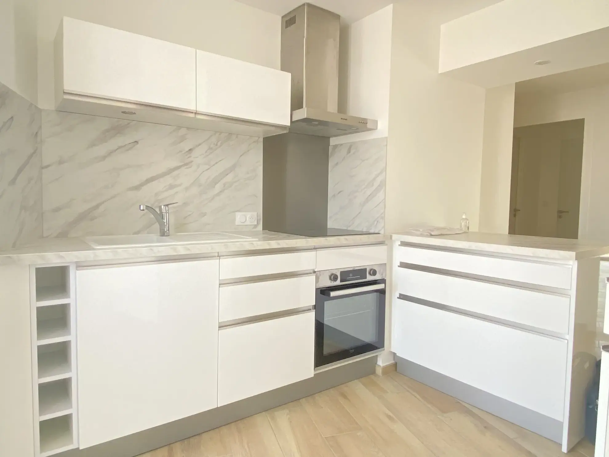 À vendre : Appartement T4 rénové avec vue sur les Quais à Perpignan 