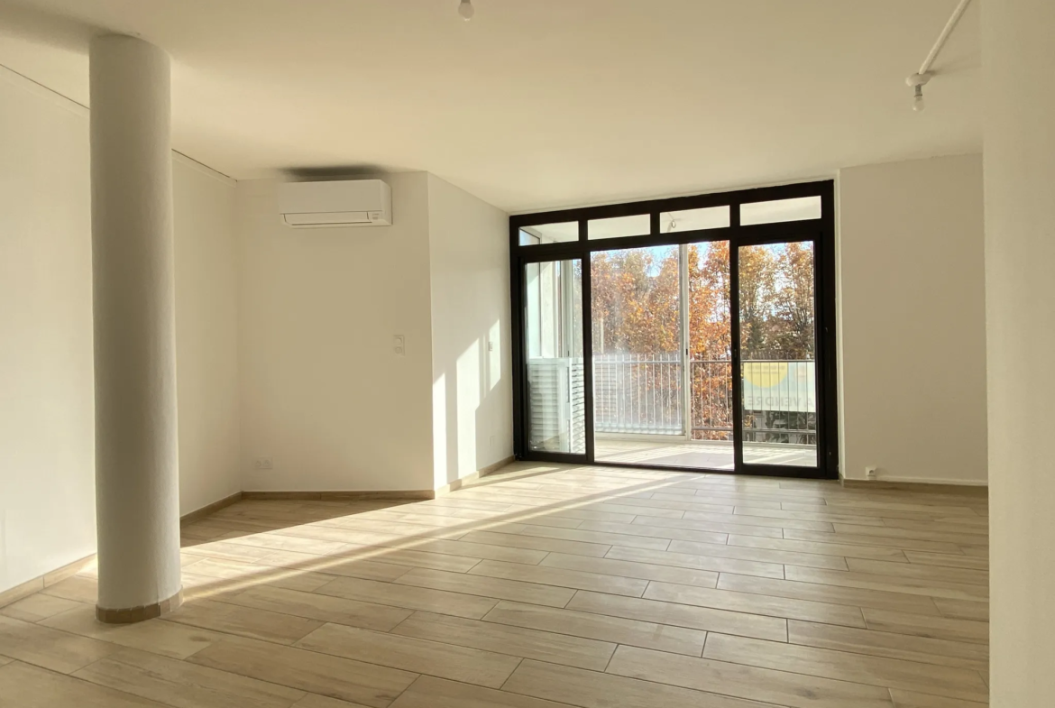 À vendre : Appartement T4 rénové avec vue sur les Quais à Perpignan 