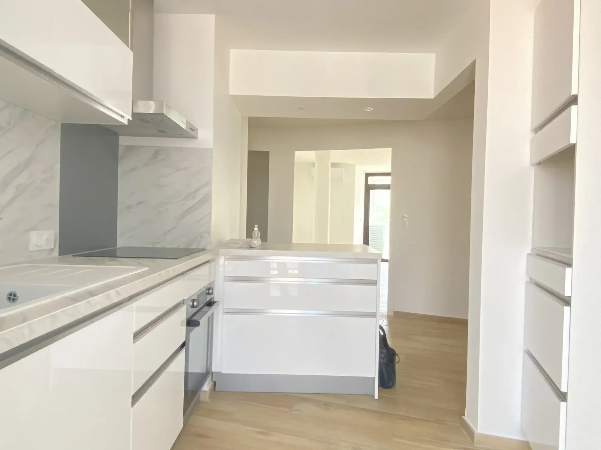 À vendre : Appartement T4 rénové avec vue sur les Quais à Perpignan 