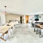 Maison spacieuse à Champigny en Rochereau - 135 m², 4 chambres