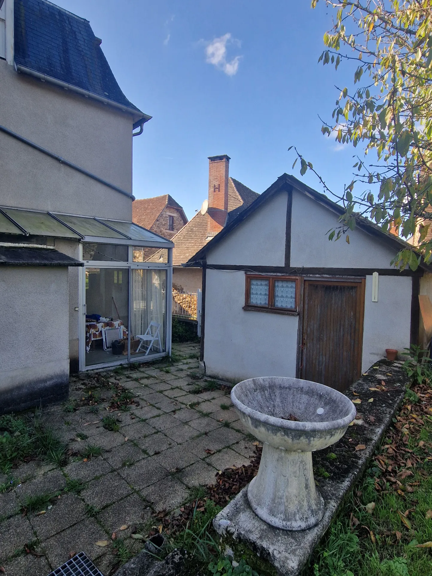 Maison charmante à vendre à Pompadour - 900 m² 