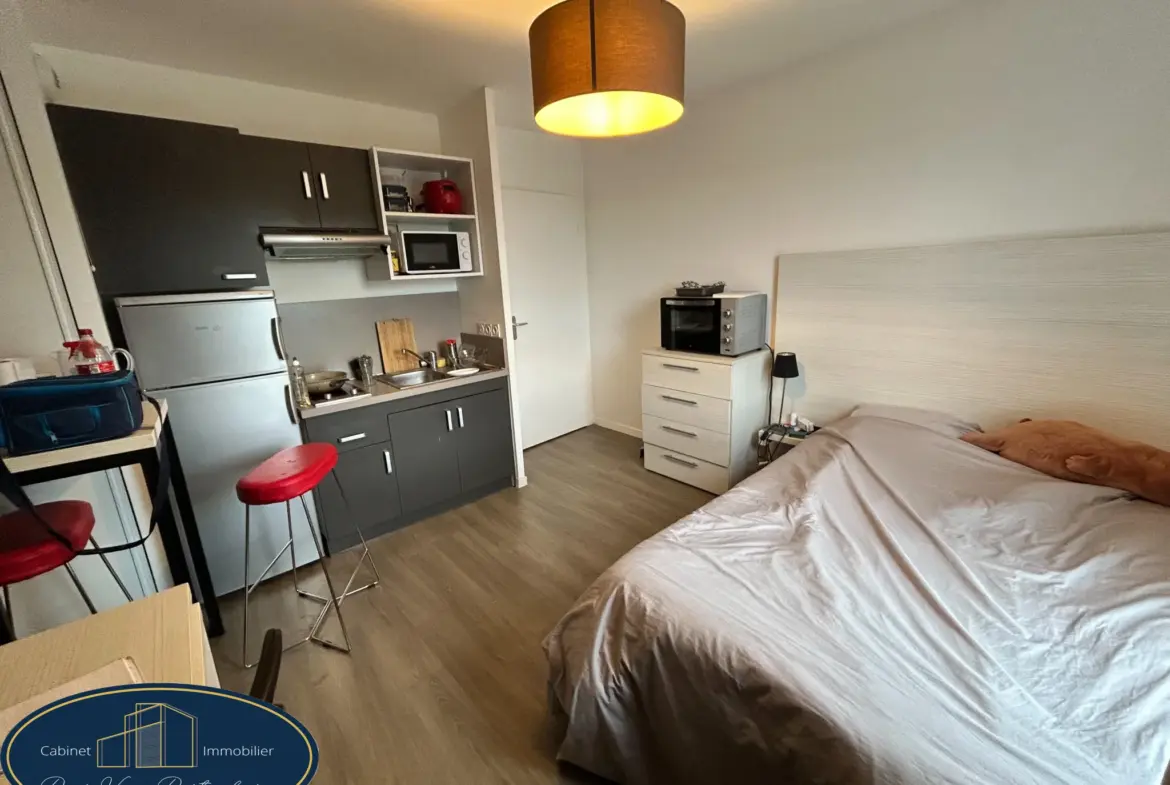 Studio meublé à vendre loué à Valenciennes 