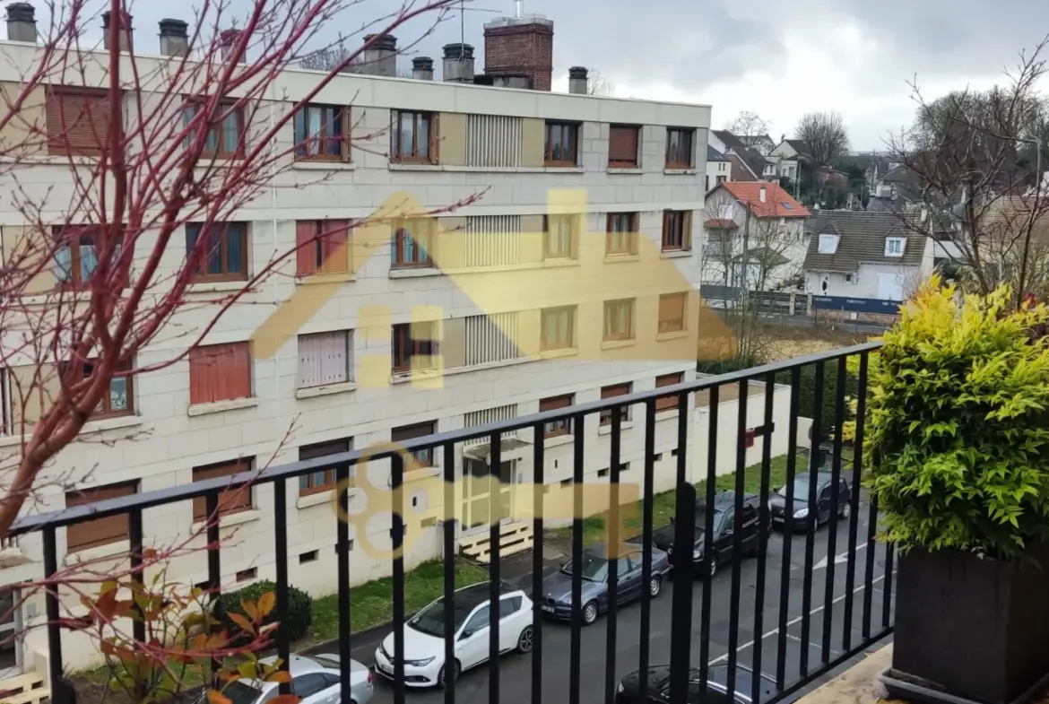 À vendre : Appartement 4 pièces de 74 m² à Le Thillay 