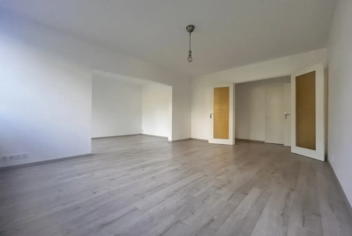 À vendre : Appartement T4 de 77,88 m² à Chamalieres avec piscine 