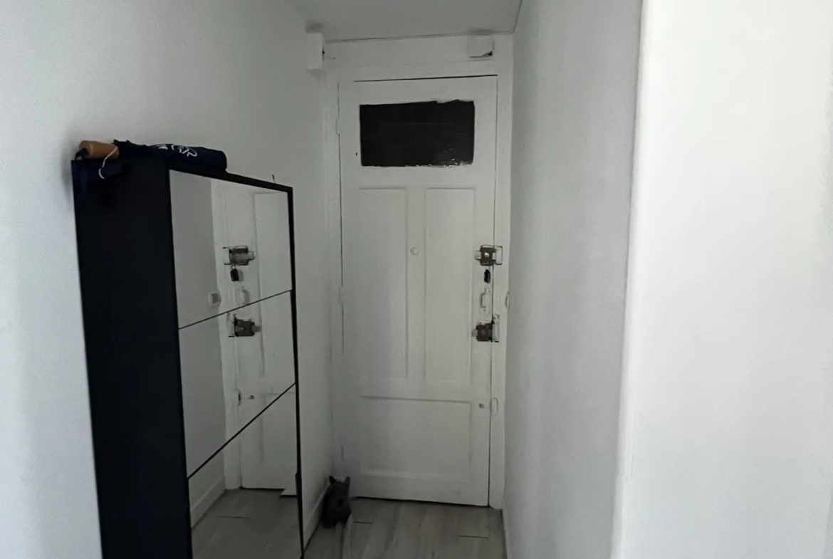 À vendre : Appartement 2 pièces à rénover à Nice, quartier St Jean d'Angély 