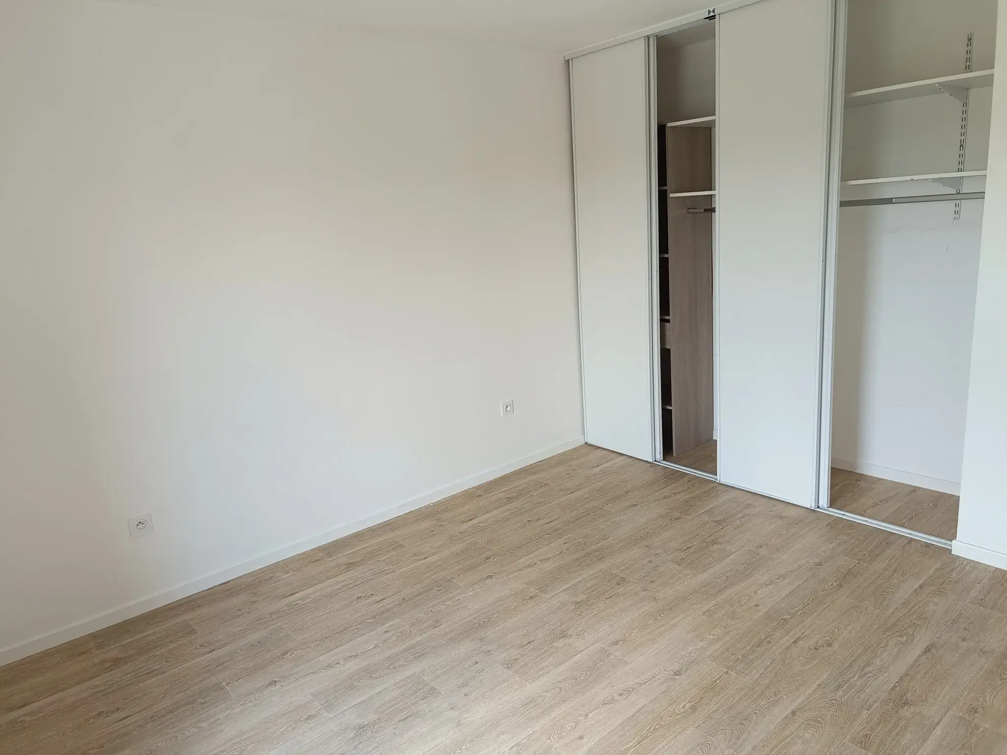 Appartement lumineux de 72 m² avec terrasse à Trappes 