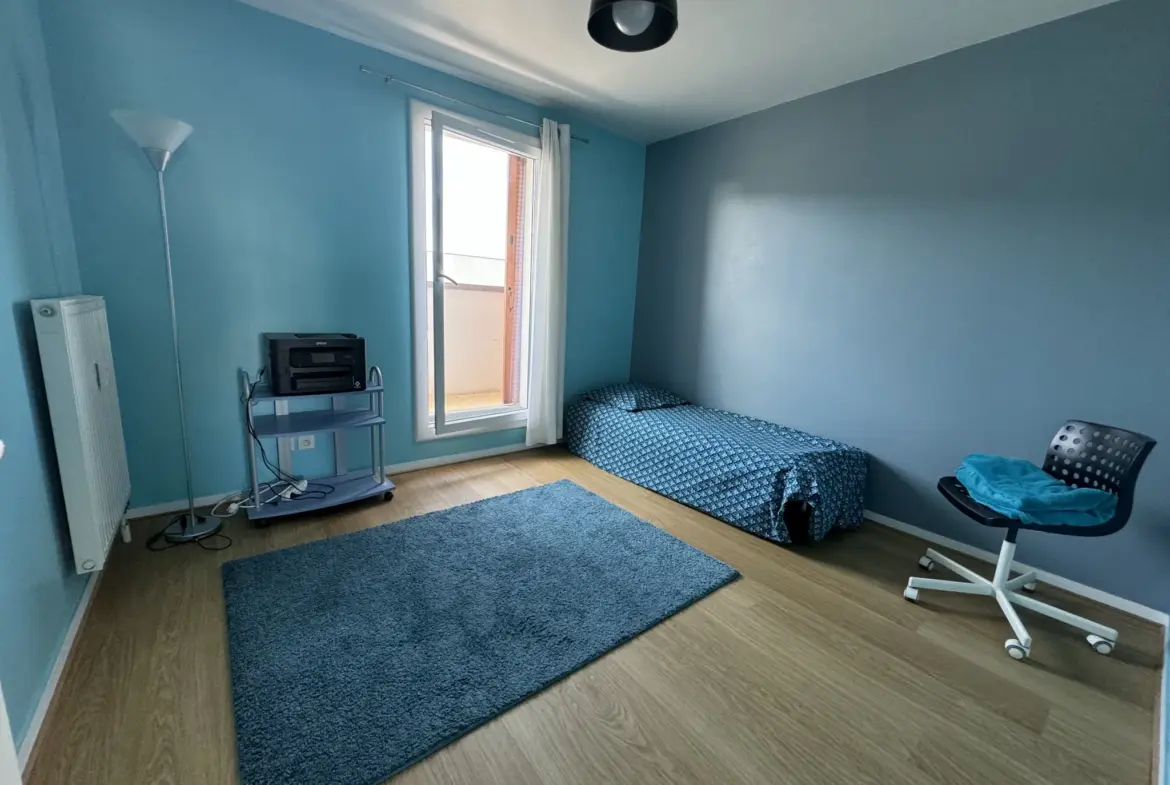 Appartement T4 de 79,65 m² avec terrasse à Cergy 