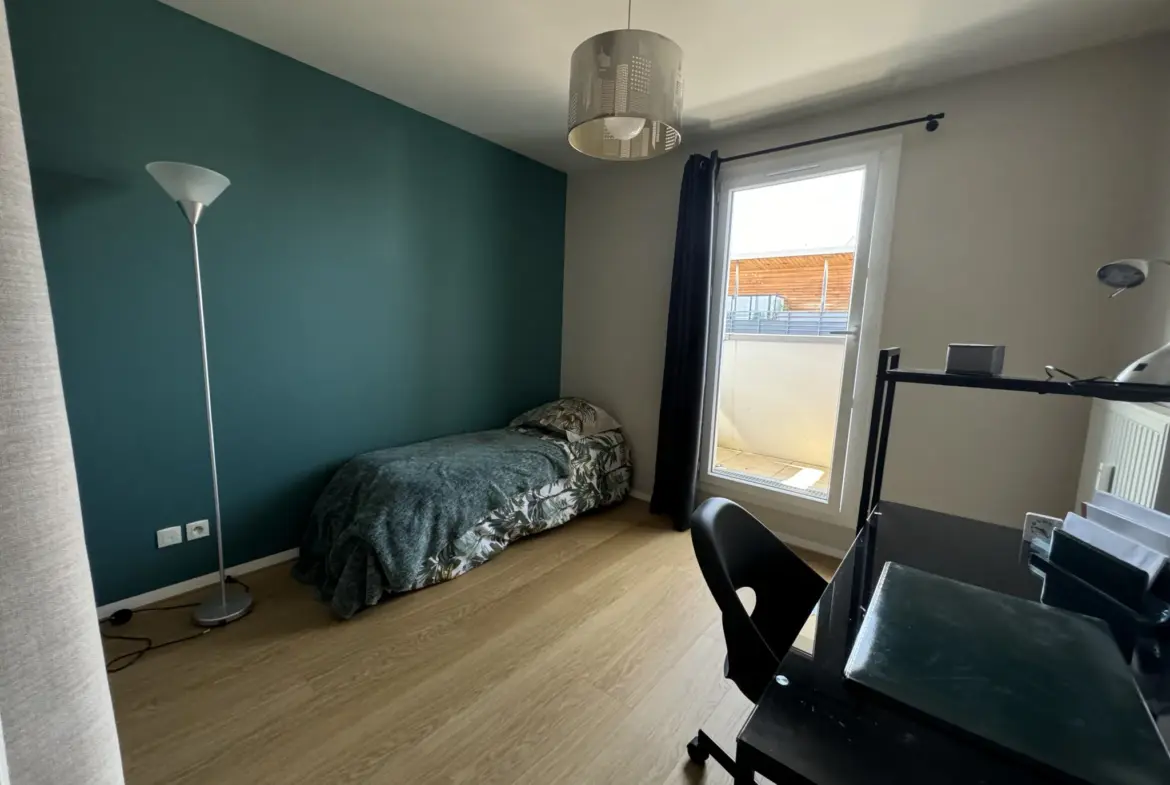 Appartement T4 de 79,65 m² avec terrasse à Cergy 