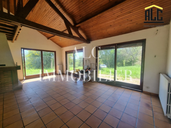 Maison de 133.88 m² à vendre à Mieuxce, Alençon