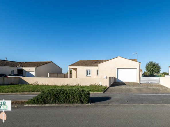 Pavillon spacieux à Angles en vente