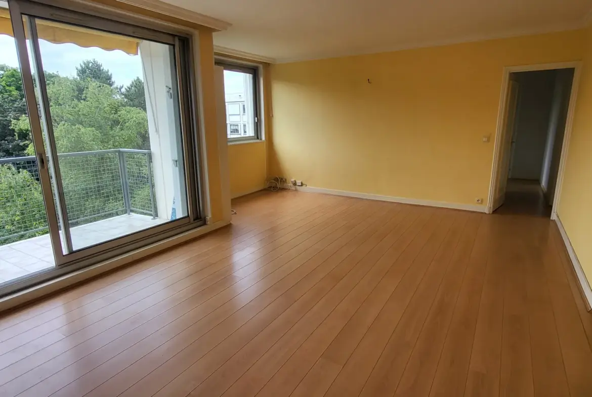 Appartement 5 pièces à vendre à Marly-le-Roi avec vue sur parc 