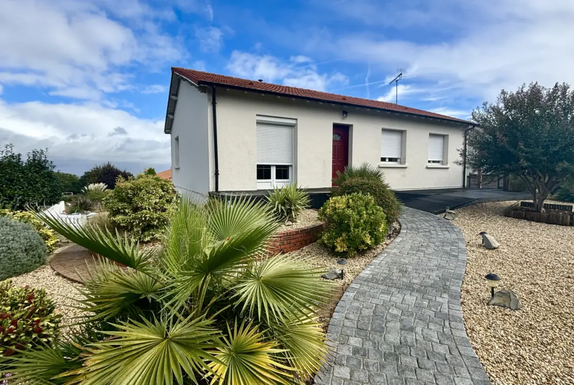 Charmante Maison à vendre à La Salle de Vihiers - 10 min Vihiers et Chemillé 