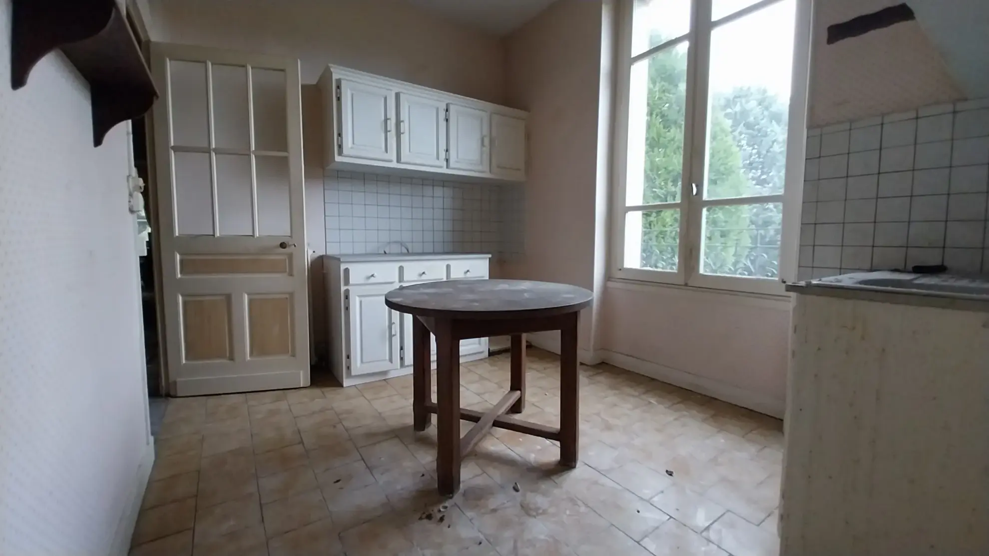 Maison à rénover avec 4 chambres à l'entrée de Ribérac 