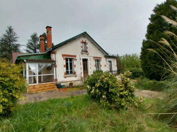 Maison à rénover avec 4 chambres à l'entrée de Ribérac