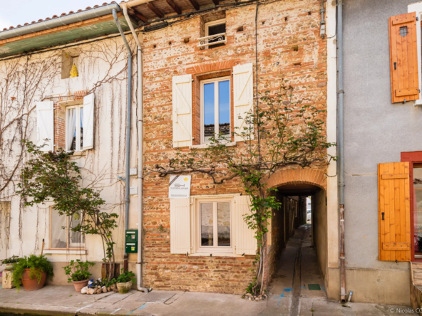 Maison de village rénovée à La Bastide de Besplas