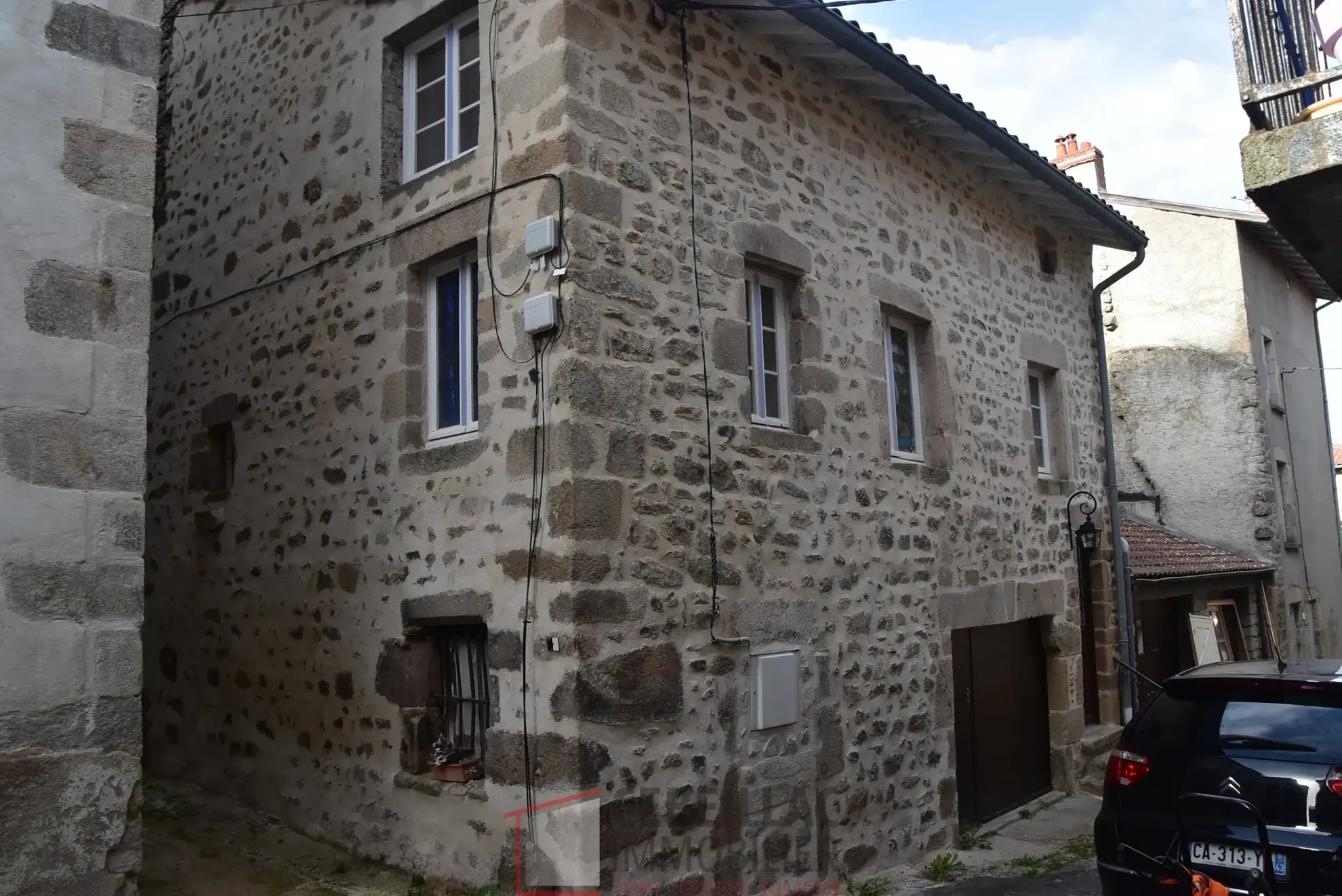 Maison de Bourg Rénovée à La Chaise Dieu de 68 m² 