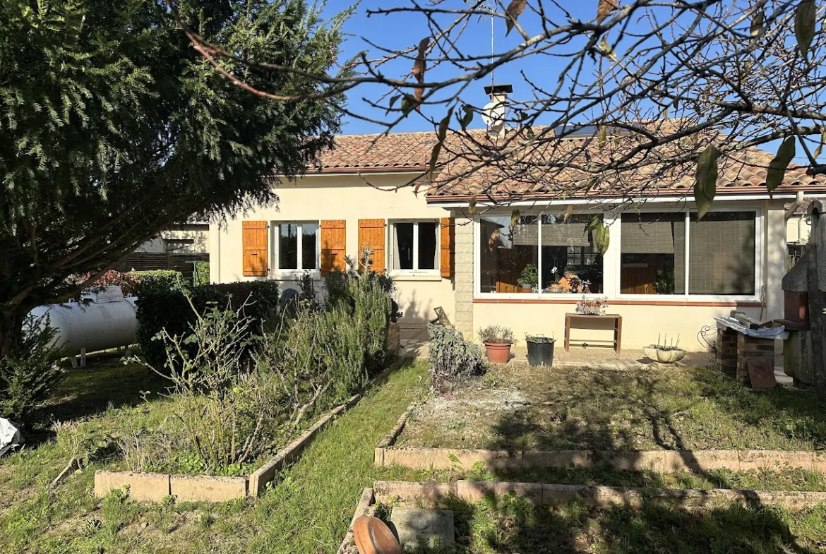 À vendre : Maison traditionnelle au calme près de Fleurance 