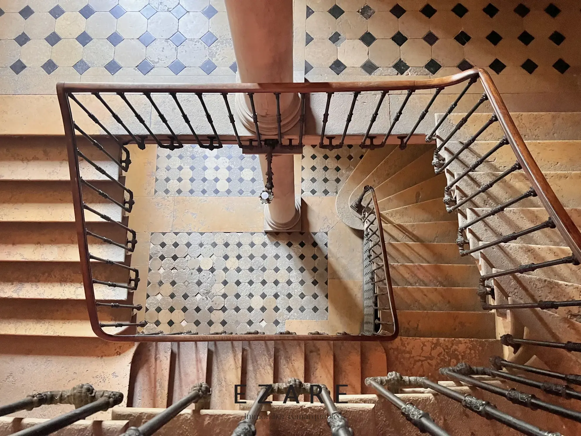 Plateau à aménager à Dijon - Centre historique 