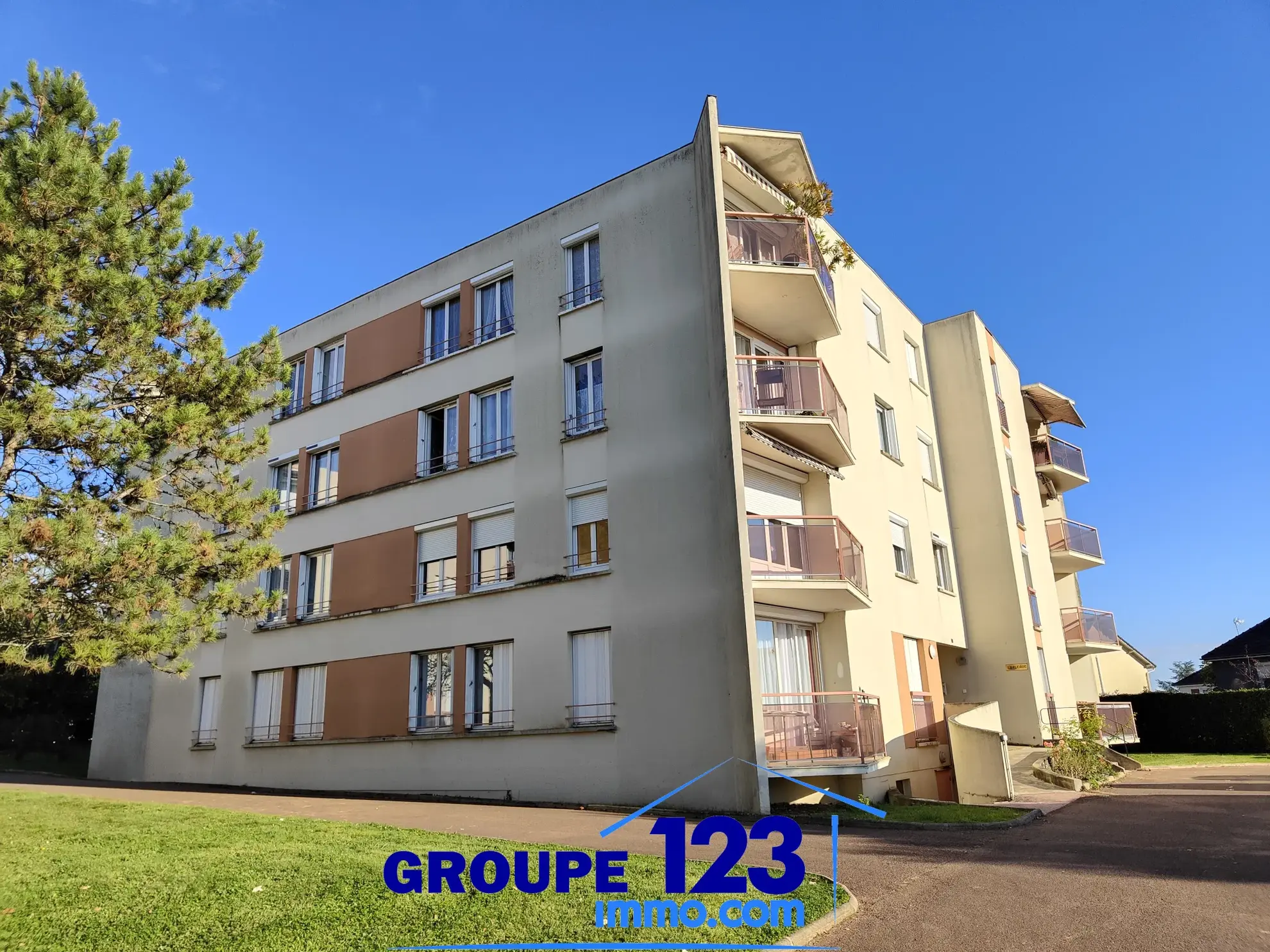 Appartement convivial à vendre en rez-de-chaussée à Migennes 