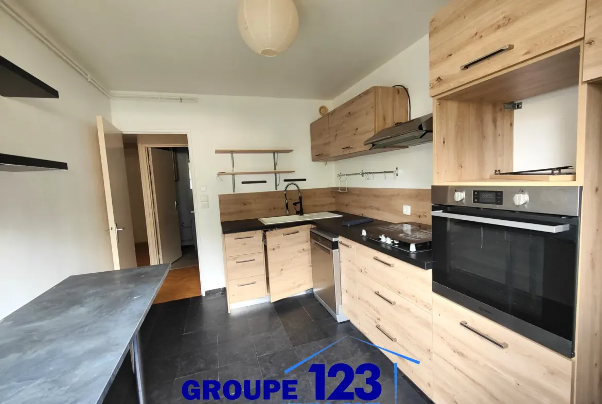 Appartement convivial à vendre en rez-de-chaussée à Migennes 