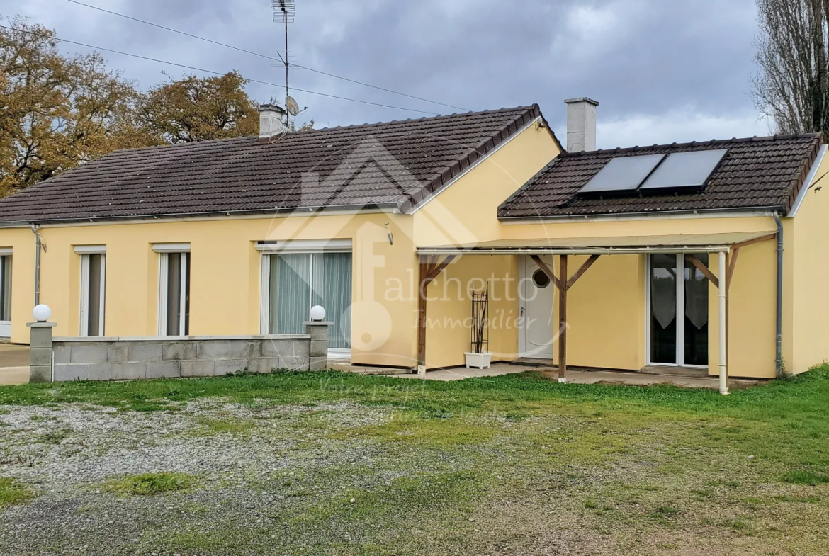 Maison de plain-pied à Saint-Loup - 130 m² avec terrain arboré 