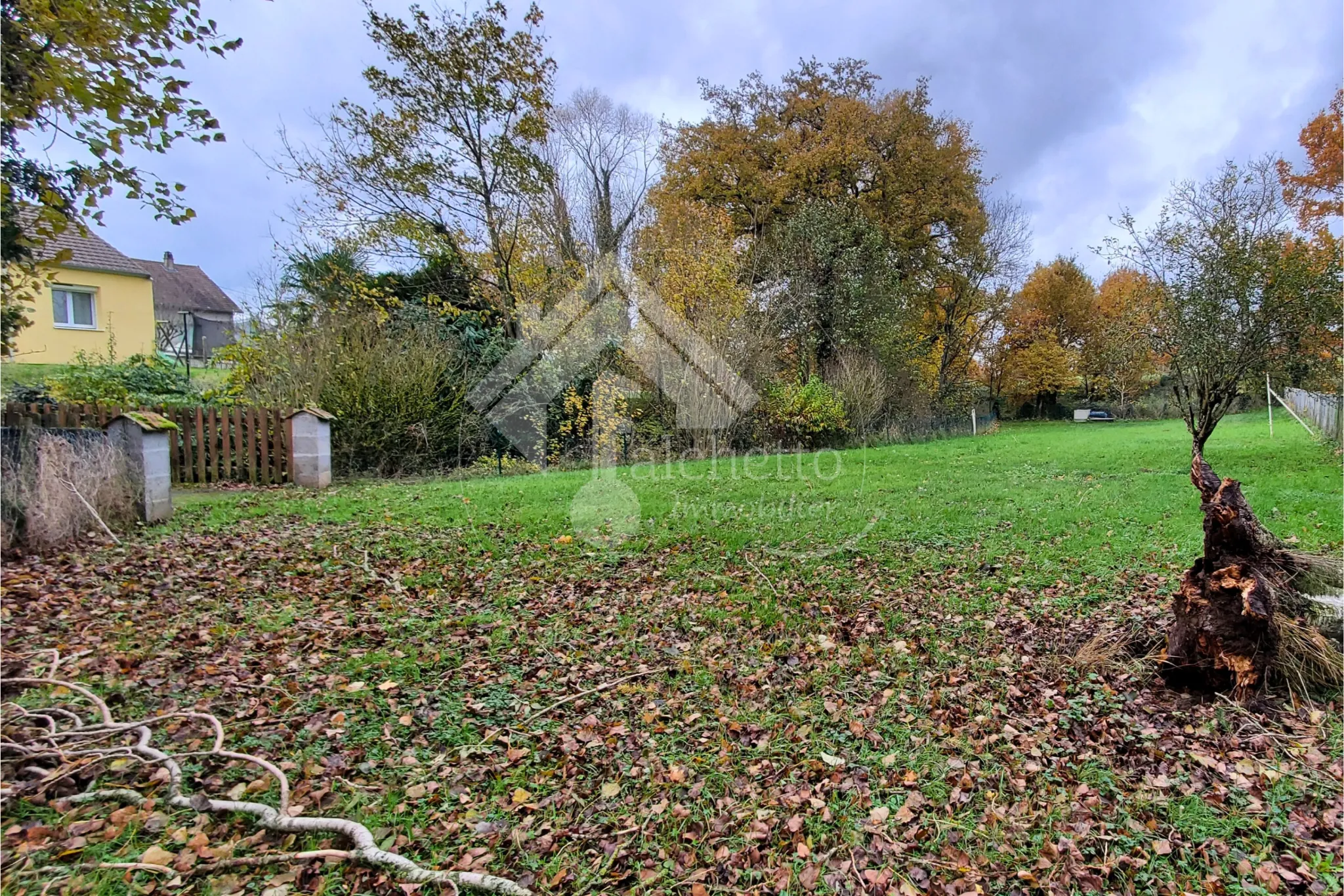 Maison de plain-pied à Saint-Loup - 130 m² avec terrain arboré 