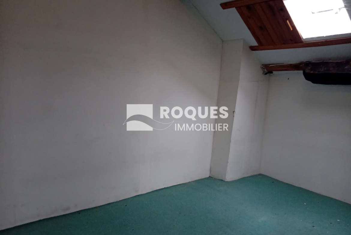 Maison à rénover à La Cavalerie - 102 m² avec 4 chambres 