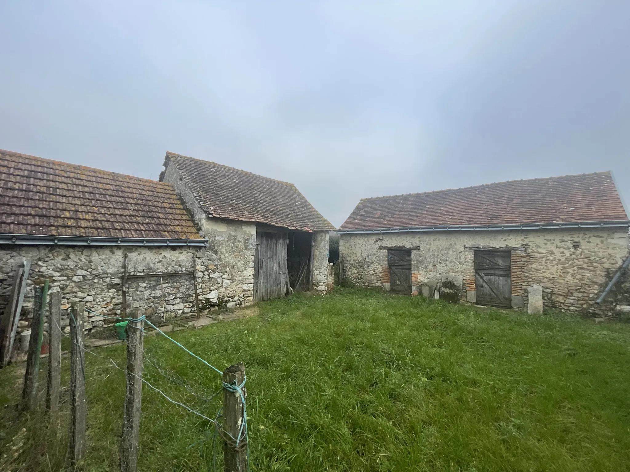 Maison de campagne à Noyant - 137 m² sur 1,5 hectares 