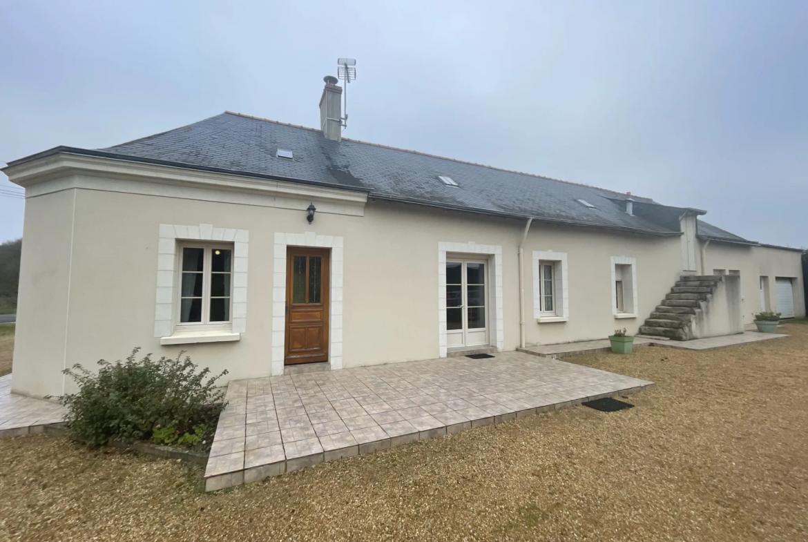 Maison de campagne à Noyant - 137 m² sur 1,5 hectares 