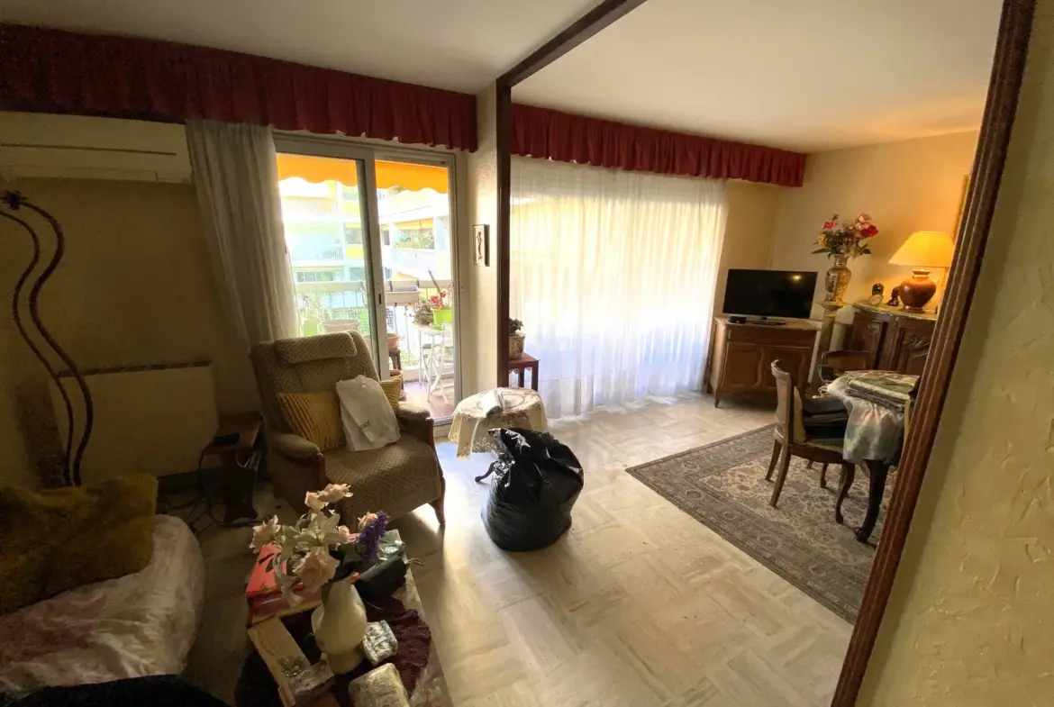 Vente Appartement T4 90m² avec Terrasse à Toulon Haute Ville 