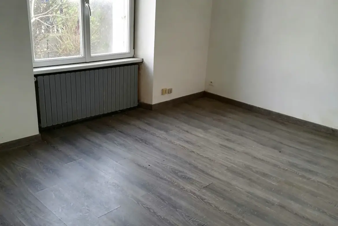 Maison à rénover à Plogoff, 105m² pour 180200€ 