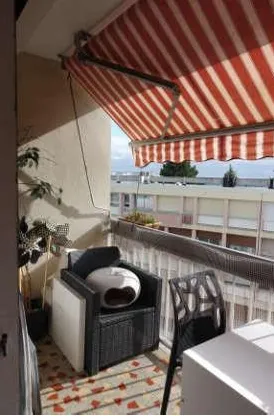 Grand appartement T3 à Clermont-Ferrand à vendre pour 49 000 euros