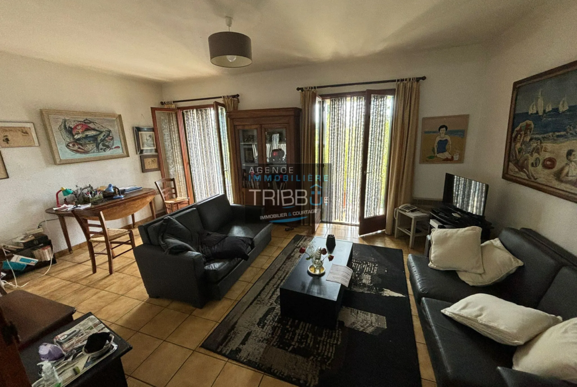 Maison avec 5 Chambres à Vendre à Perpignan 