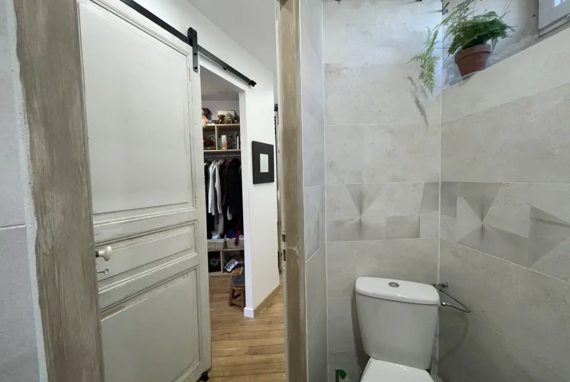 Bel appartement rénové de 77 m² à vendre à Morlaàs 