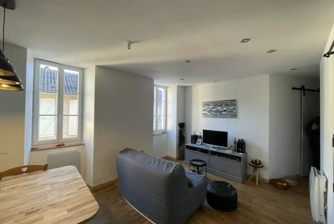 Bel appartement rénové de 77 m² à vendre à Morlaàs 