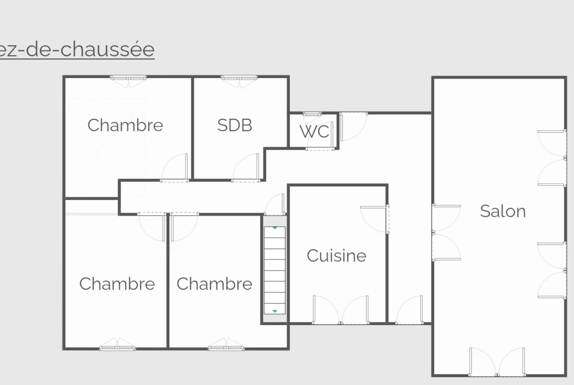 Maison T4 à rafraîchir avec jardin de 1500 m2 à Saint-Savinien 