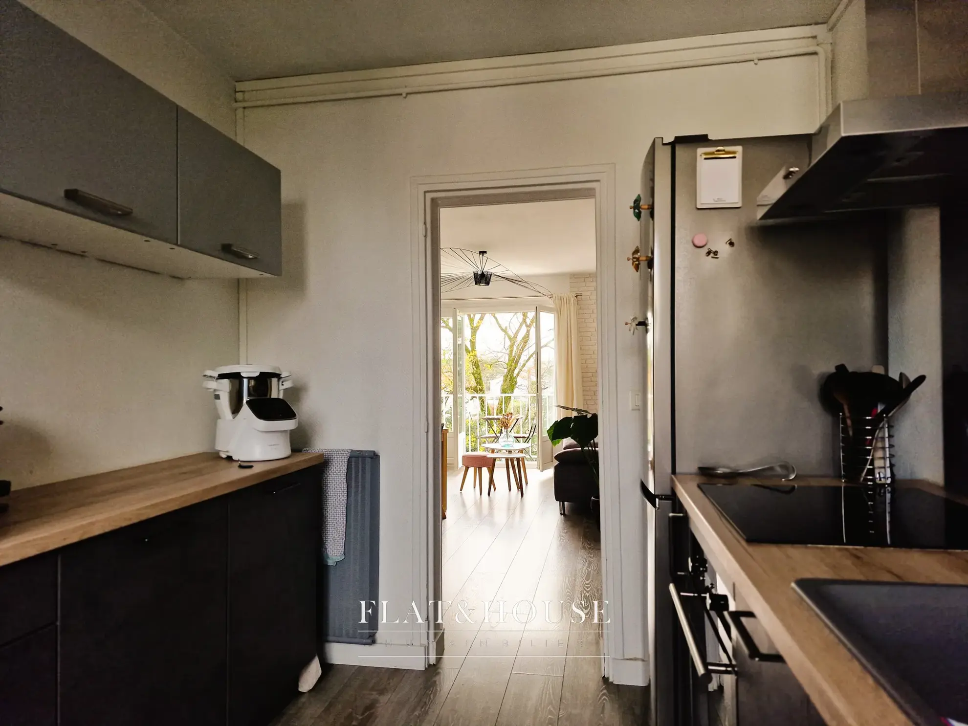 Appartement T2 à vendre à Saint-Sébastien avec cave et parking 