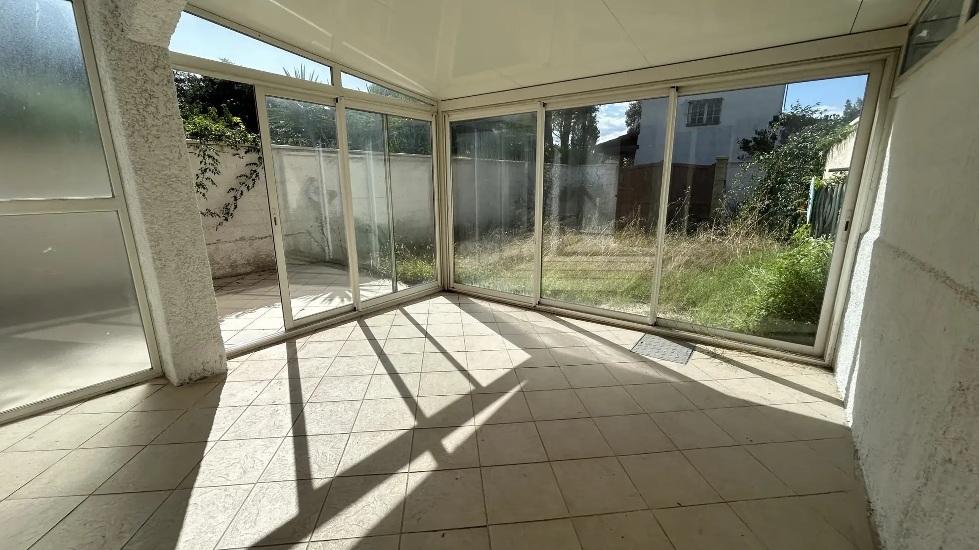 Maison F4 rénovée à Sorgues - 232 000 € 