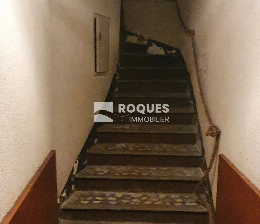 Appartement à rénover à Lodève, Centre - 4 pièces, 59 m² 