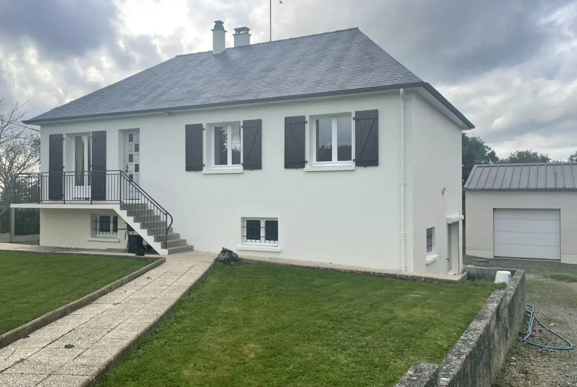 Maison rénovée à vendre à Louverne avec jardin 