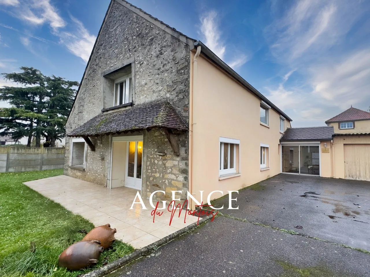 Maison spacieuse à Longueville avec jardin clos 