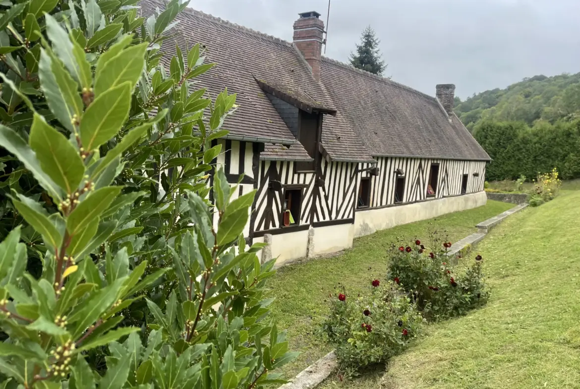 À vendre : Belle longère normande avec possibilités d'aménagement à Canapville 