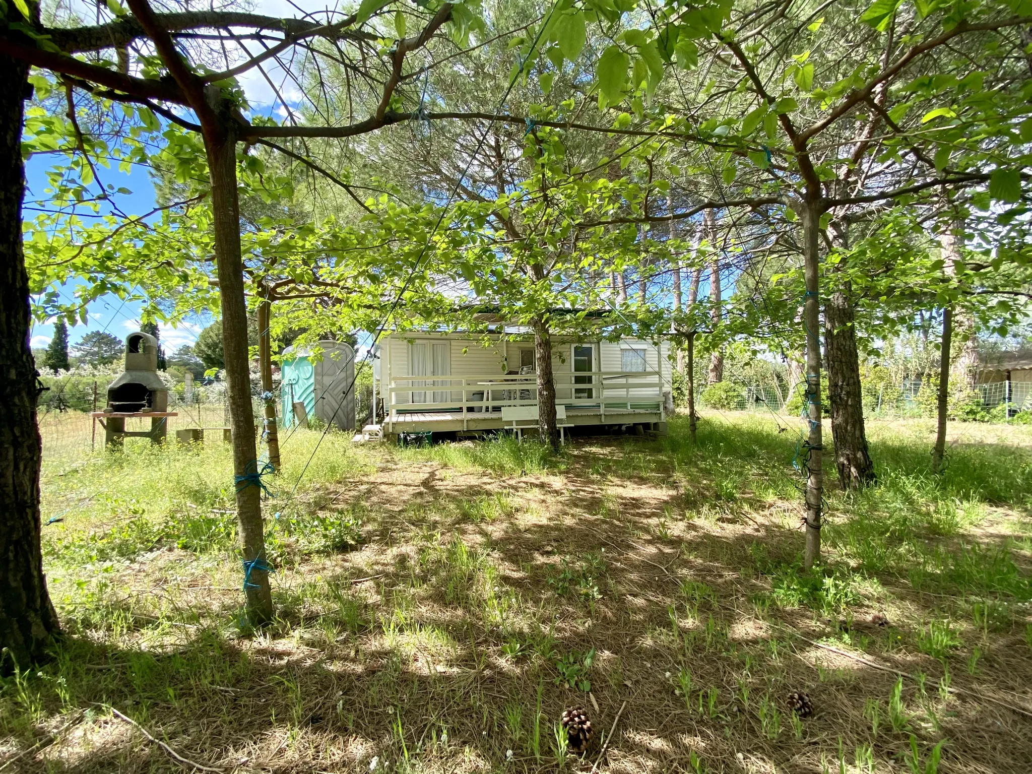 Terrain de loisir à Vias Plage avec 3 mobilhomes et accès à la plage 