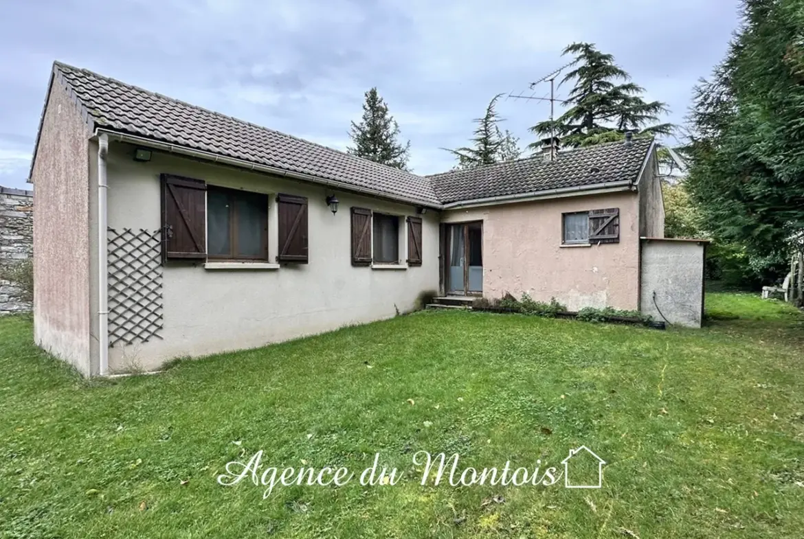 Pavillon à vendre à Sergines avec jardin de 3454 m2 